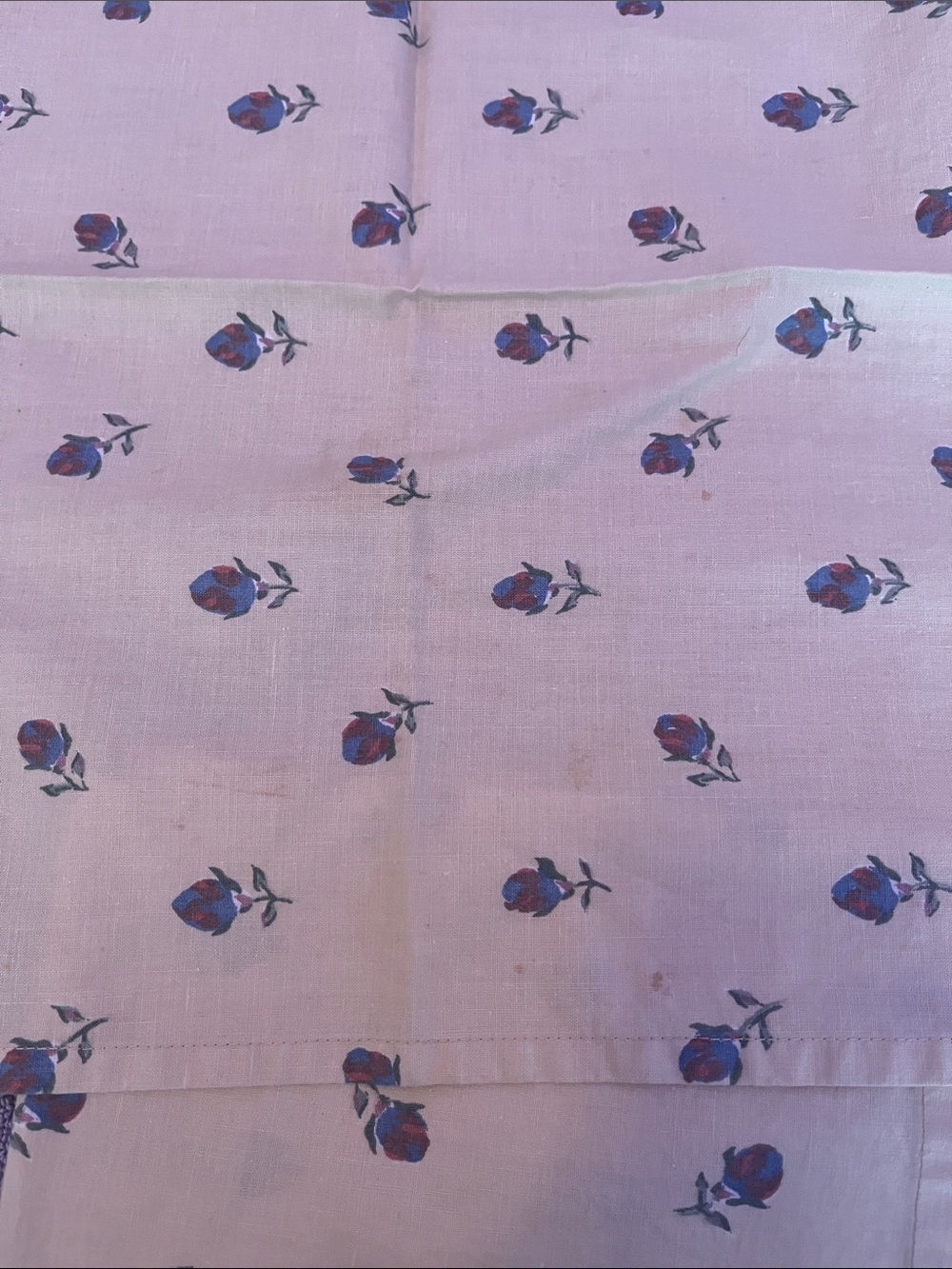 Vintage Set of 4 Floral Cotton Napkins - Picture 5 of 5
